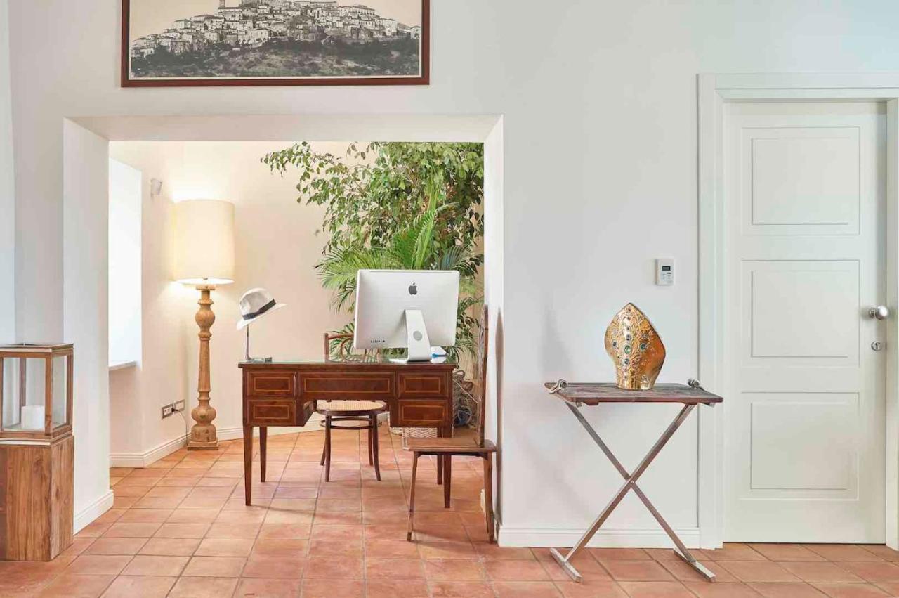 Palazzo Gentilcore 卡斯特拉巴特 外观 照片